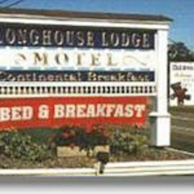 Longhouse Lodge Motel Воткінс-Глен Екстер'єр фото